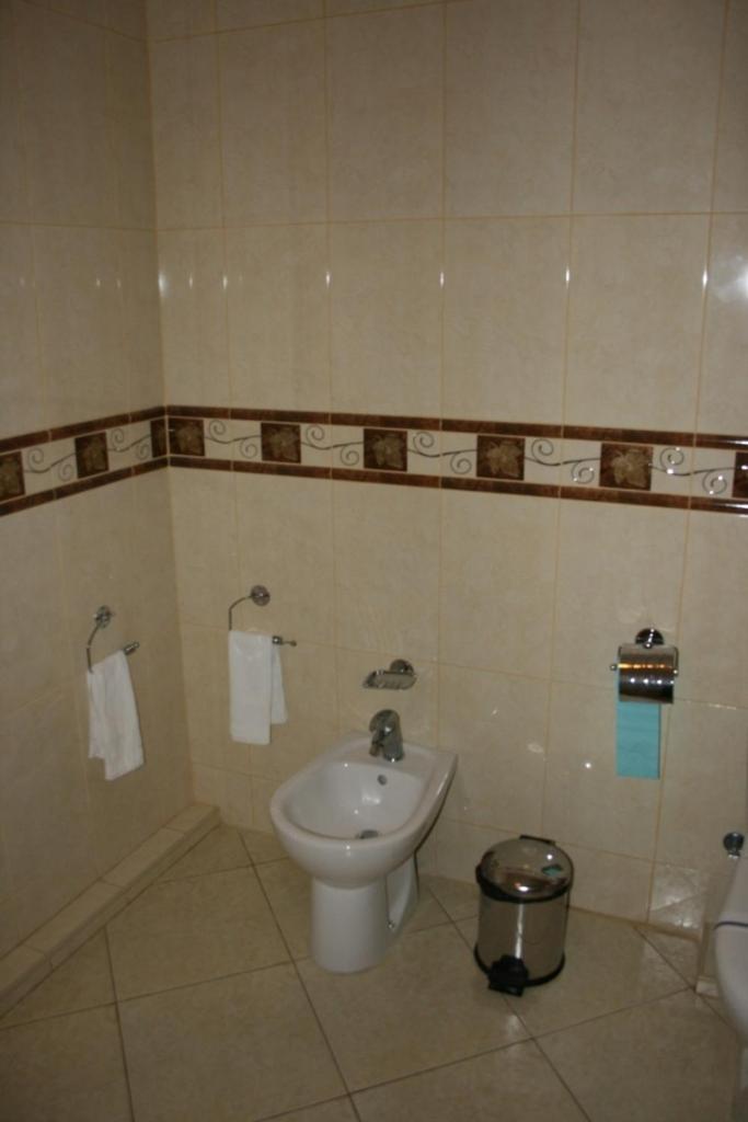 Prague Hotell Zaporizhia Eksteriør bilde