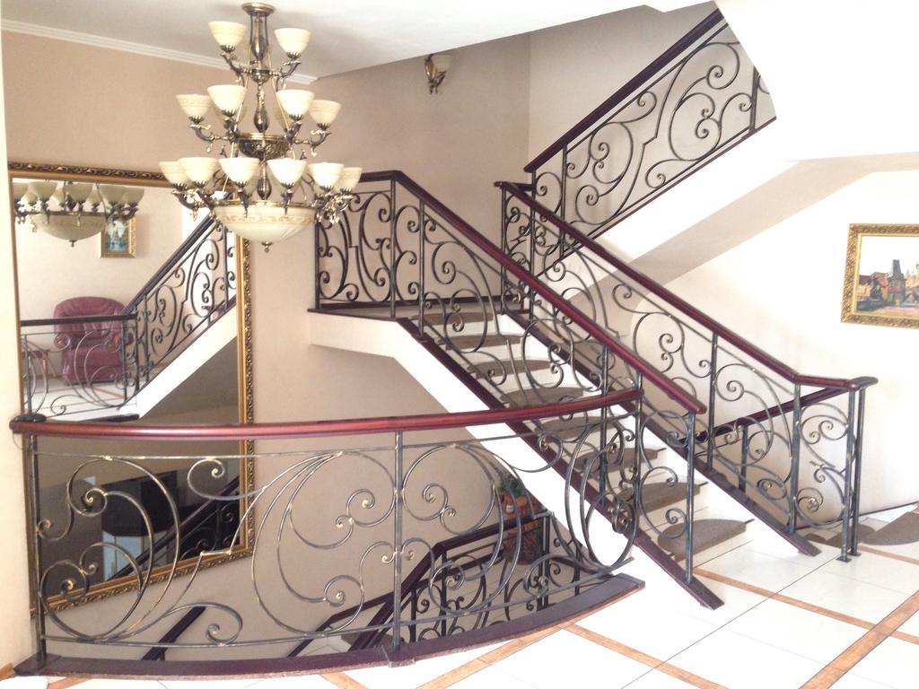 Prague Hotell Zaporizhia Eksteriør bilde