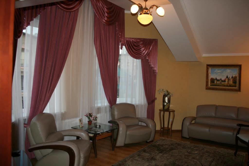 Prague Hotell Zaporizhia Eksteriør bilde